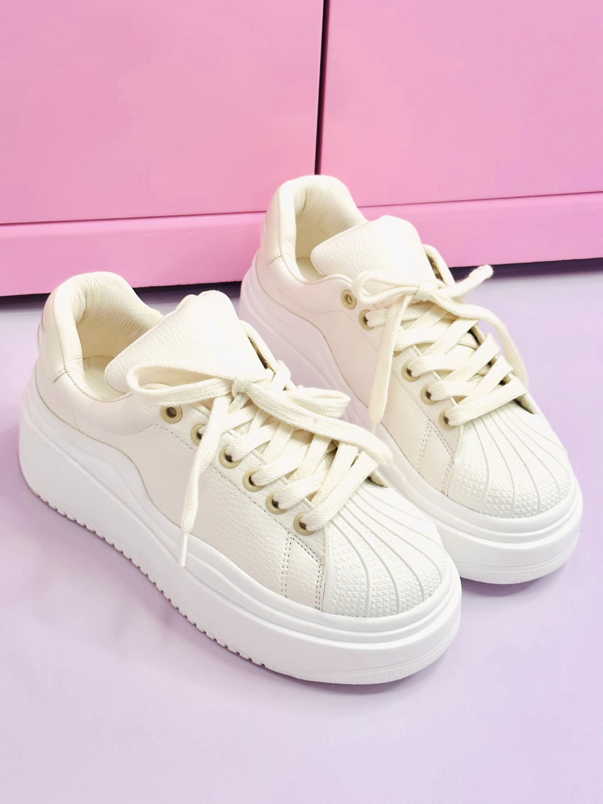 Charlotte - Imagen 2